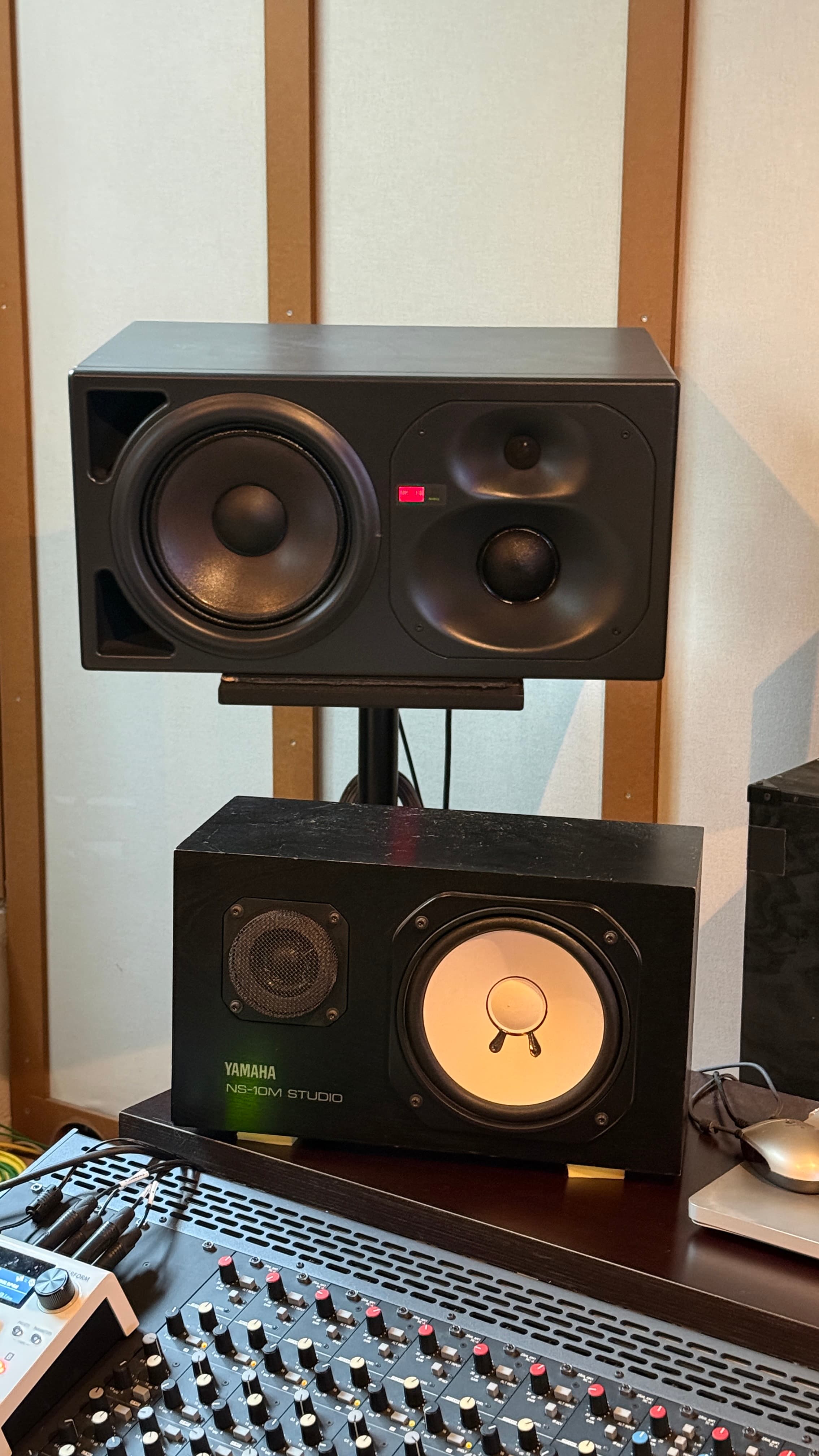 K&H O 410 & Yamaha NS 10